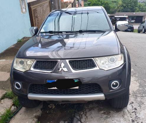 MITSUBISHI L200 TRITON 3.2 HPE 4X4 CD 16V TURBO INTERCOOLER DIESEL 4P AUTOMÁTICO